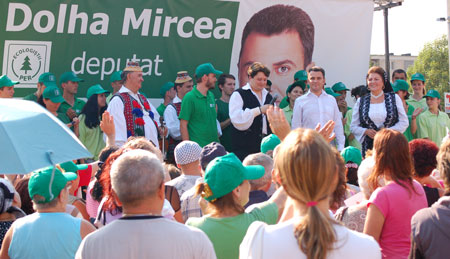 Foto: Mircea Dolha - lansare - alegeri 21 august 2011